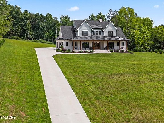 5th image of 6921 Bert Newman Ln