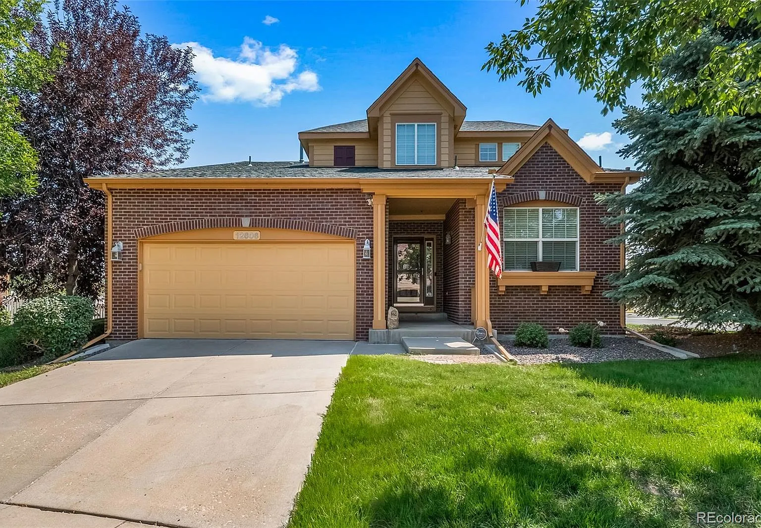3 bed, 2.5 bath, 1811 sqft, $4,500 — Photo 1