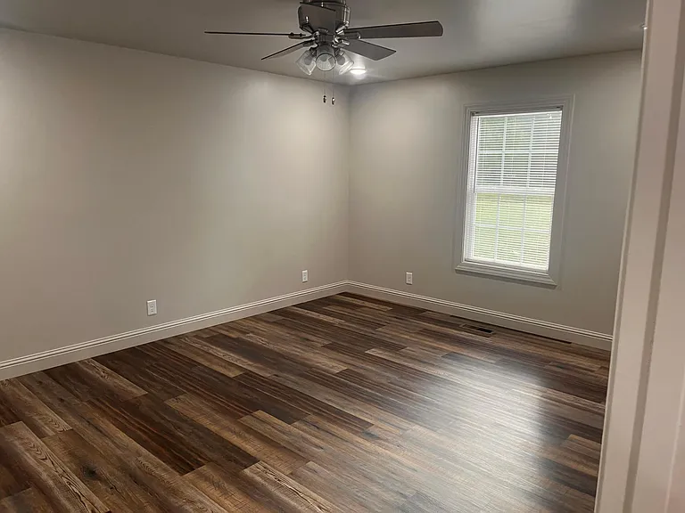 665 Treadwell Rd — Photo 5