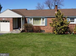 373 Edgehill Rd, York, PA 17403