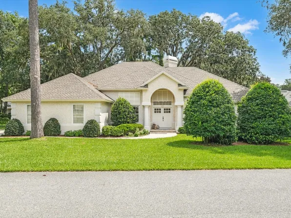 1597 Regatta Dr, Fernandina Beach, FL 32034