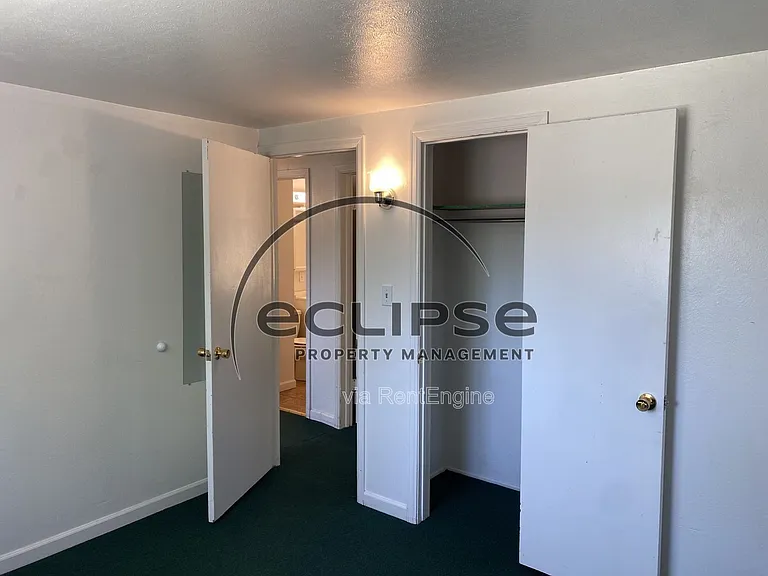 1005 Denver Ave — Photo 17