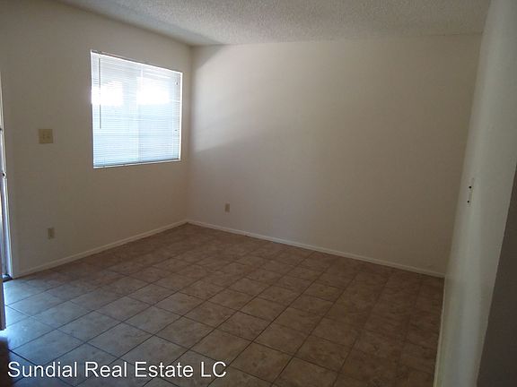 4th image of 822 E Carol Ave APT 04