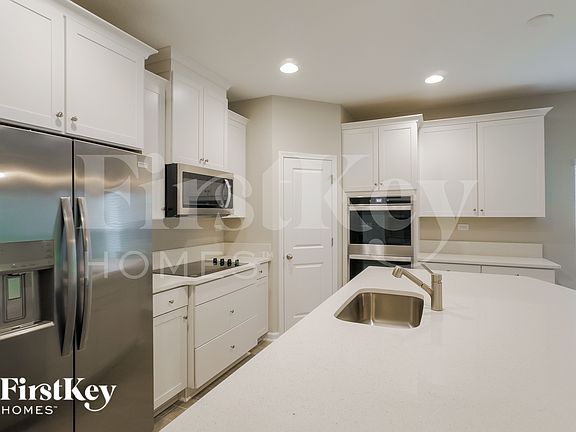 5th image of 486 Grand Landings Pkwy