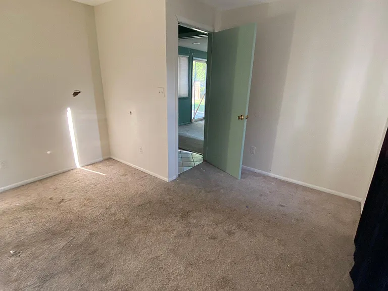 31 Gardner Dr — Photo 12