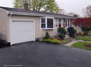 106 Ellison St, Cranston, RI 02920