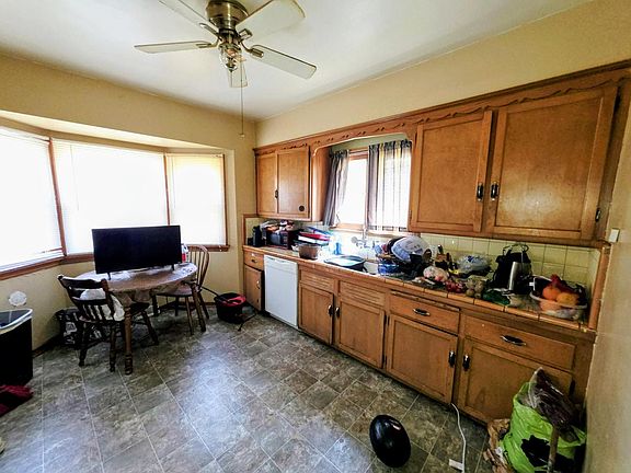 5th image of 3748 N 41st STREET