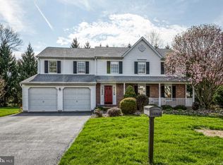520 Turtle Ln, Langhorne, PA 19047