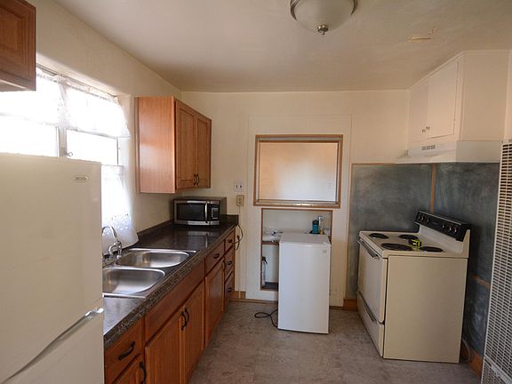 5th image of 520 Vassar Dr SE