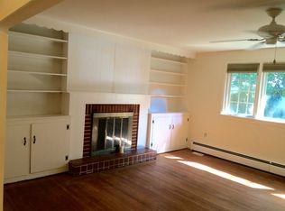 6 Highland Ct, Linwood, NJ 08221