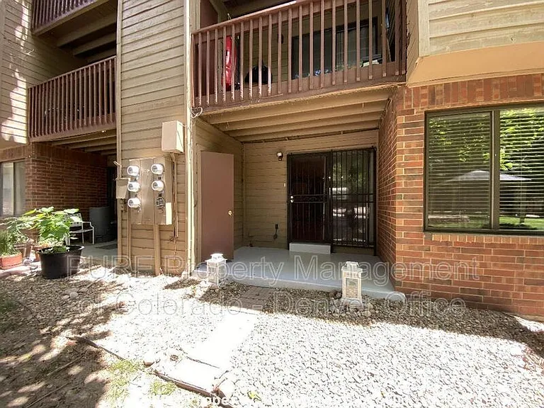 226 Wright St #105 — Photo 16