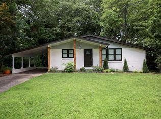1275 Calhoun Ave, East Pt, GA 30344