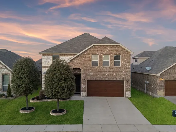 5448 Tuxbury Pond Dr, Fort Worth, TX 76179