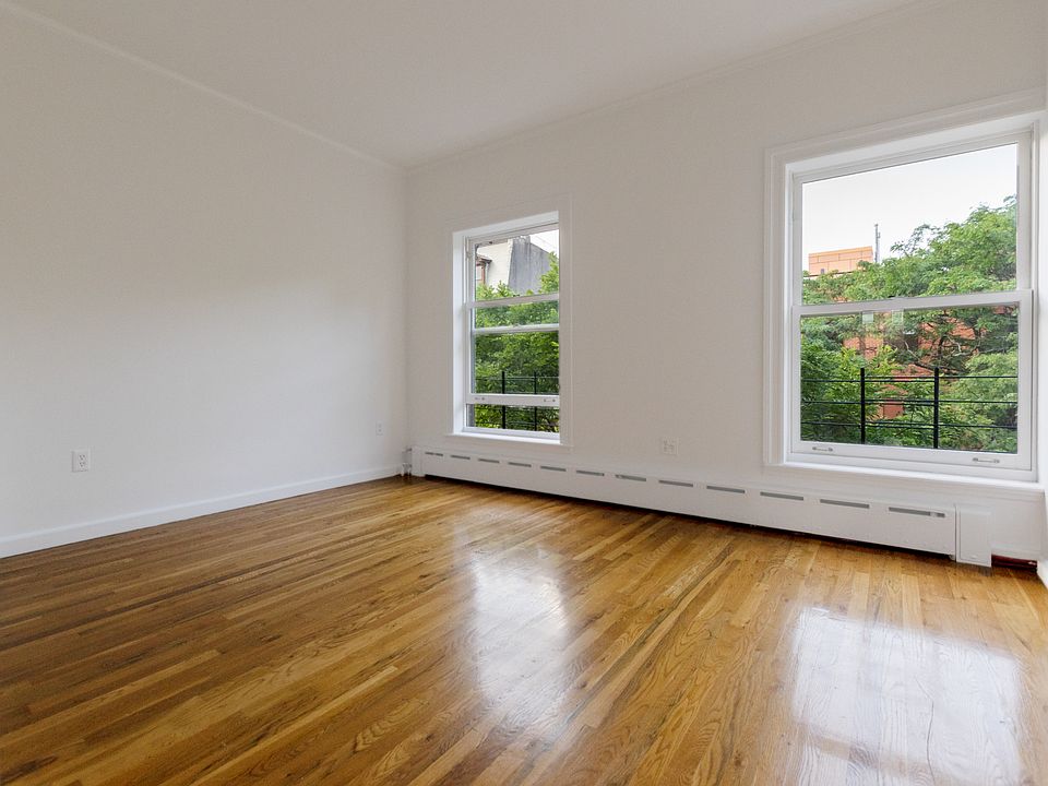1st image of 266 Union St #3