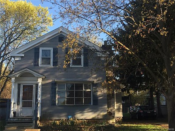 2nd image of 109 Maurice Ave