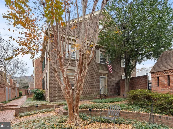 639 S Columbus St, Alexandria, VA 22314