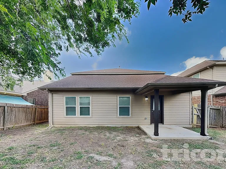 8819 Olmstead Park — Photo 17