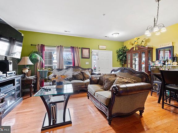 2nd image of 305 Assembly Point Ct