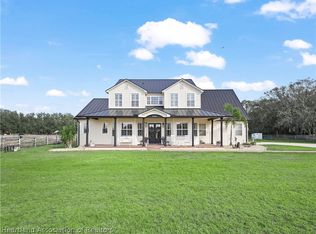 423 9th St NE, Fort Meade, FL 33841