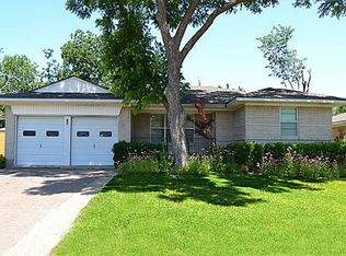 2538 Ridgecrest Dr, Garland, TX 75041