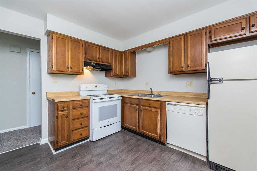 3736 Camelot Dr, Lexington, KY 40517 Zillow