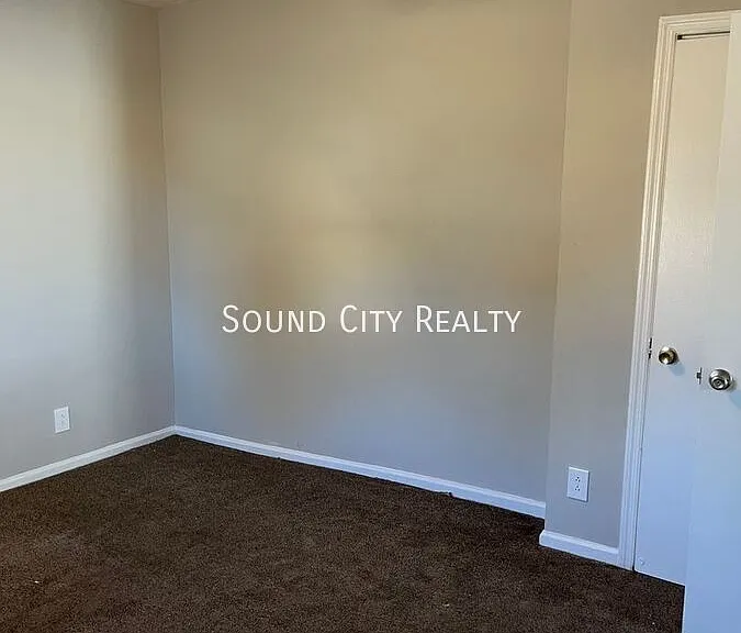 1731 Dr Db Todd Jr Blvd — Photo 9