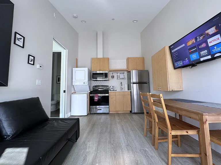 10271 Menhart Ln — Photo 2