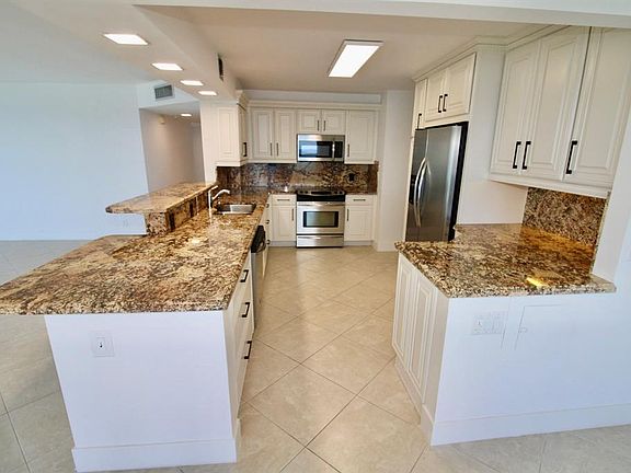 3rd image of 3900 Galt Ocean Dr #150