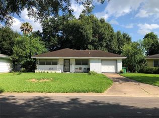 6622 Heron Dr, Houston, TX 77087