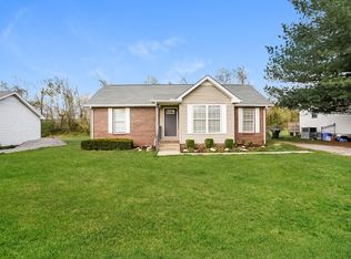 2518 Queen Anne Ct, Springfield, TN 37172