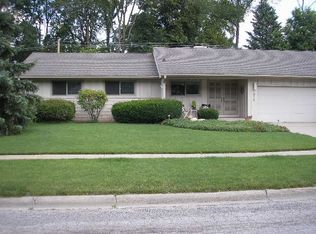 1915 Hollyhock Dr, Rockford, IL 61107