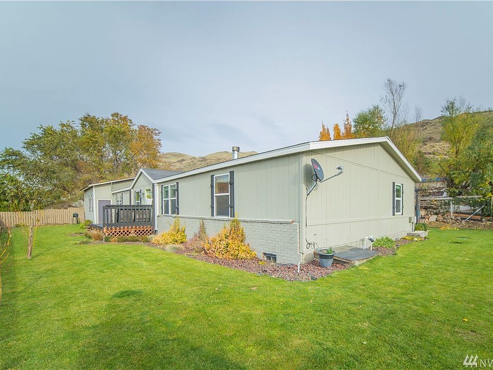 1st image of 4055 Bluerock Dr NE