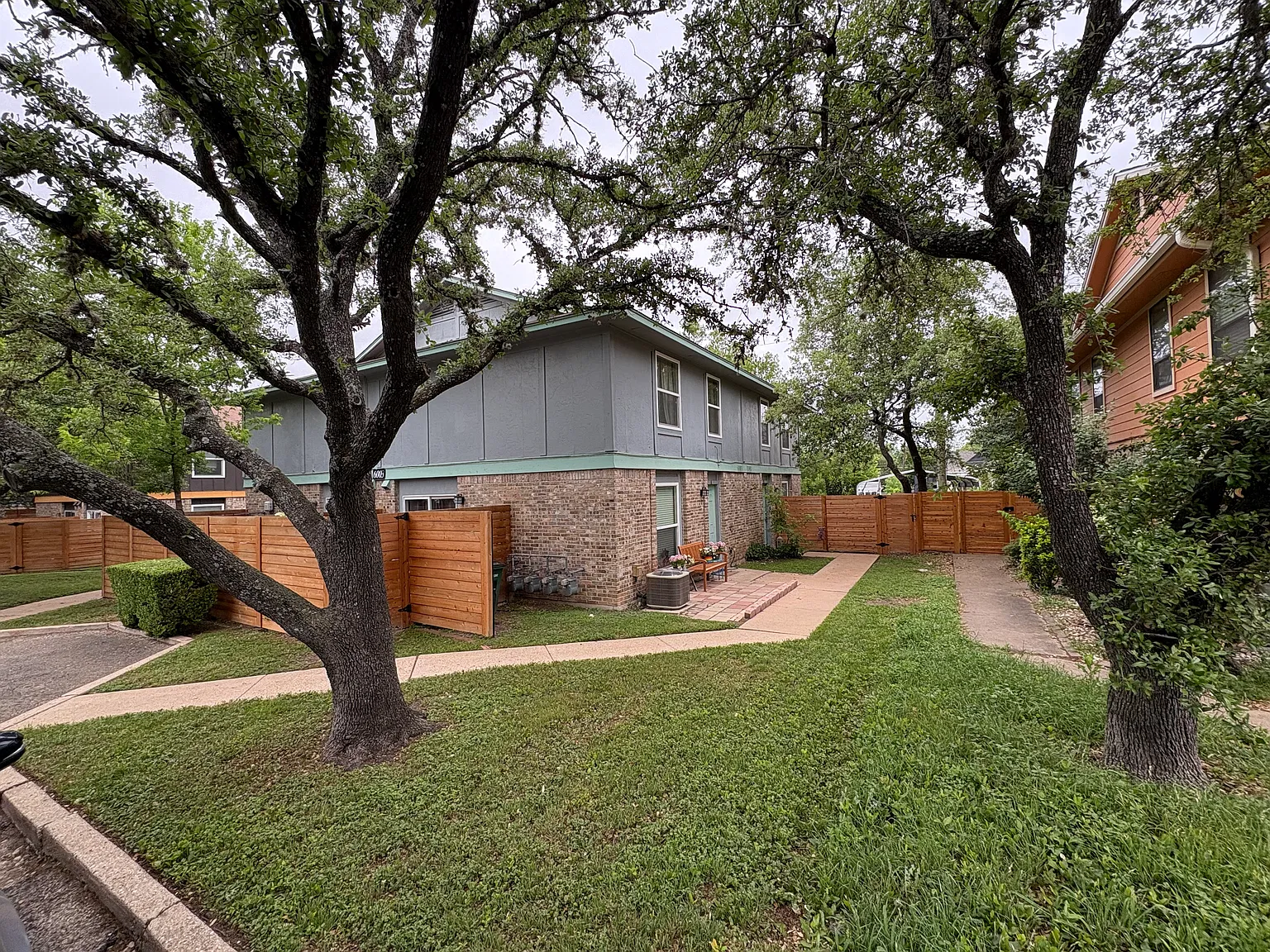 6003 Cougar Dr — Photo 2