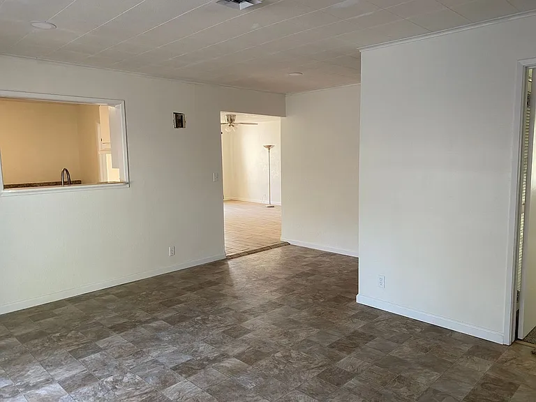4745 Red Bluff St — Photo 6