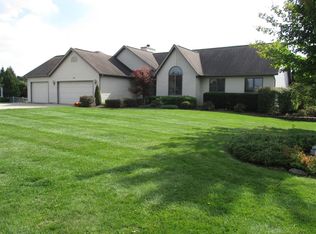 551 W Willis Rd, Saline, MI 48176