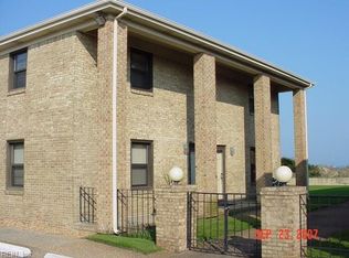 2724 Ocean Shore Ave, Virginia Beach, VA 23451