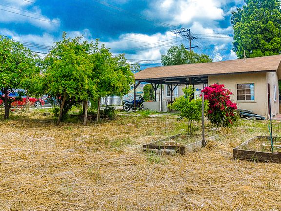 4th image of 2896 Los Feliz Dr