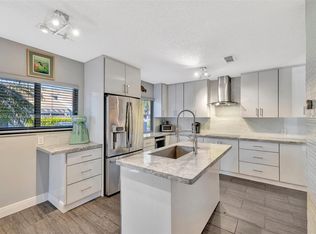 1662 N 14th Ter, Hollywood, FL 33020