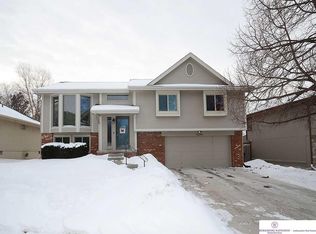 15249 Locust St, Omaha, NE 68116