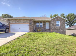 403 Penzance St, Monett, MO 65708