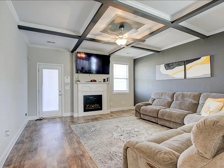 1137 Black Oak Cir — Photo 26
