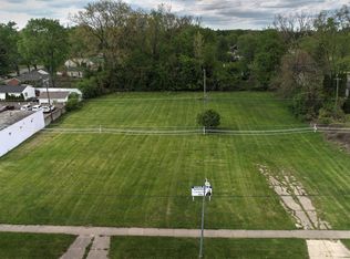 27480 Five Mile Rd, Livonia, MI 48154