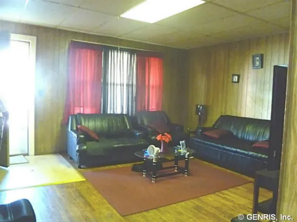 121-123 Sherwood Ave, Rochester, NY 14619