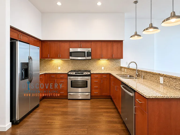 630 Thomas L Berkley Way #816 — Photo 12