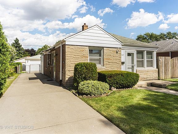 2nd image of 2549 Willow St