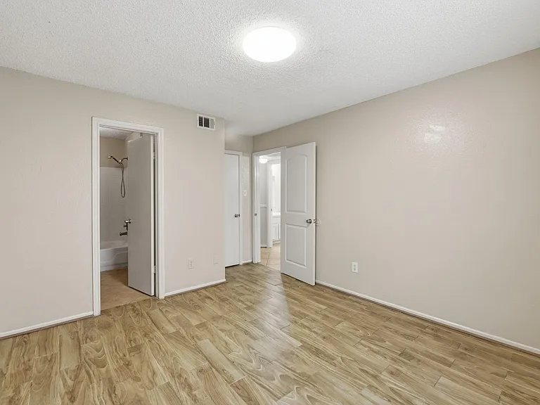 1310 Brenda Ln #A — Photo 12