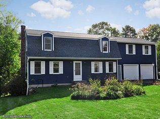 9 Whisper Ln, North Kingstown, RI 02852