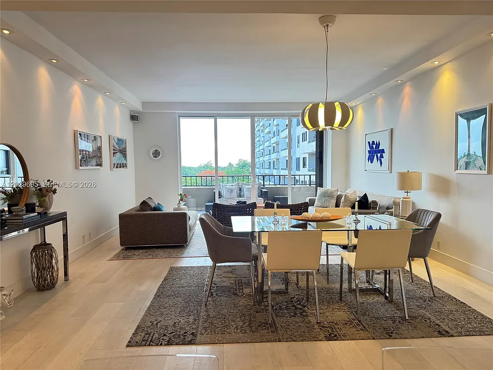 151 Crandon Blvd #405