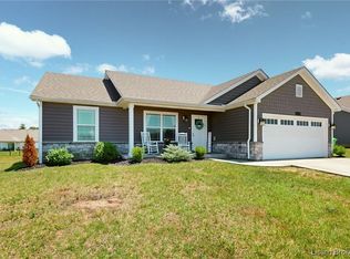 6006 Crestview Ln, Georgetown, IN 47122