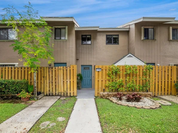 5184 S University Dr, Fort Lauderdale, FL 33328